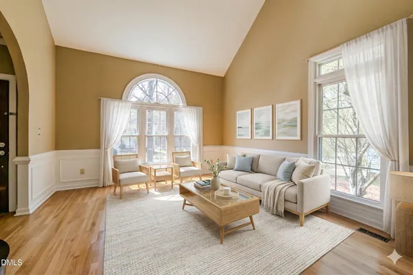 $600,000 | 1010 Queensbury Circle, Durham, NC 27713