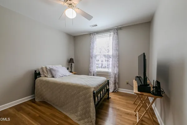 $600,000 | 1010 Queensbury Circle, Durham, NC 27713