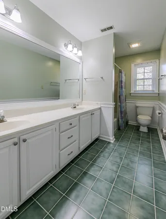 $600,000 | 1010 Queensbury Circle, Durham, NC 27713