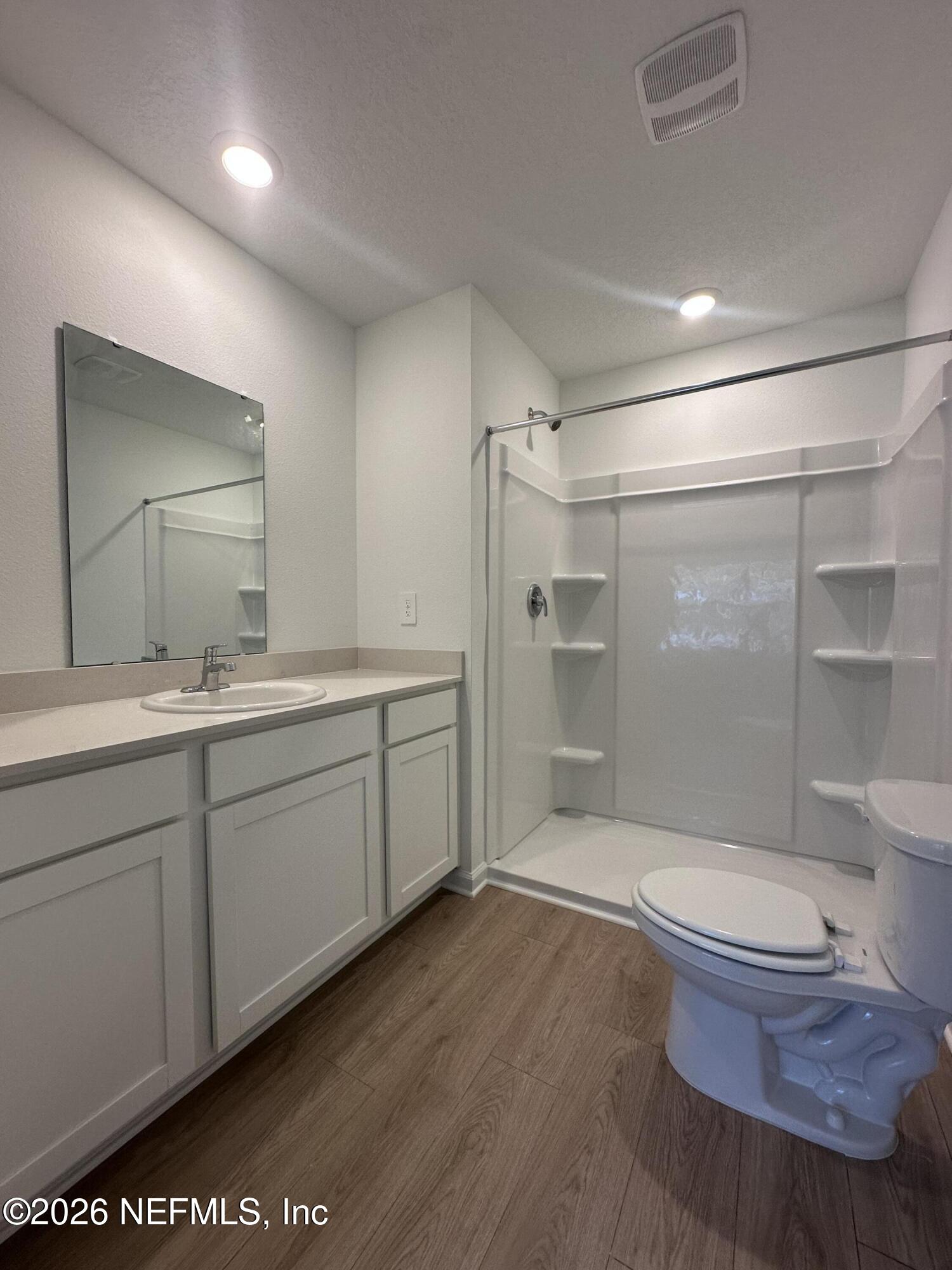 107 Palmetto Rdg Road St. Augustine, FL 32095 - Photo 26 of 44 primary bathroom