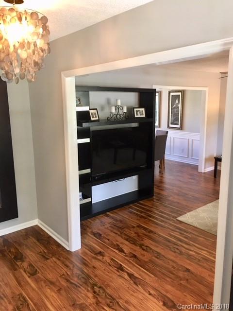 6507 Porterfield Road Charlotte, NC 28226 - Photo 3 of 16 Gallery Image 3