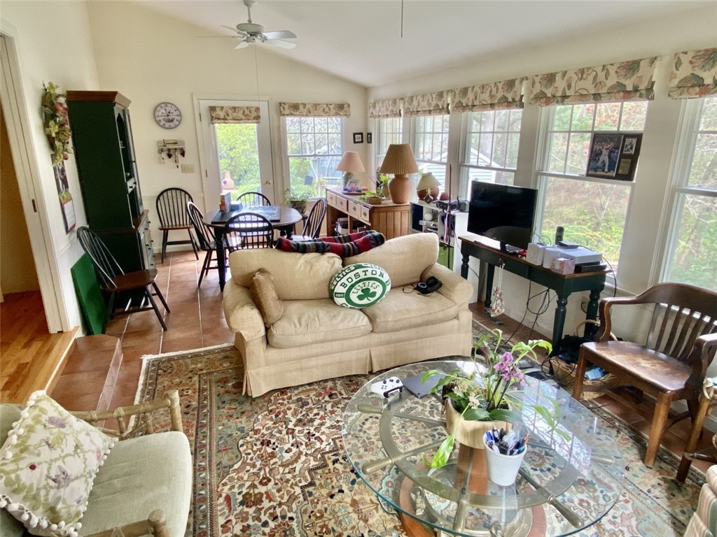 12 Meadowbrook Road Richmond, RI 02898 - Photo 14 of 47
