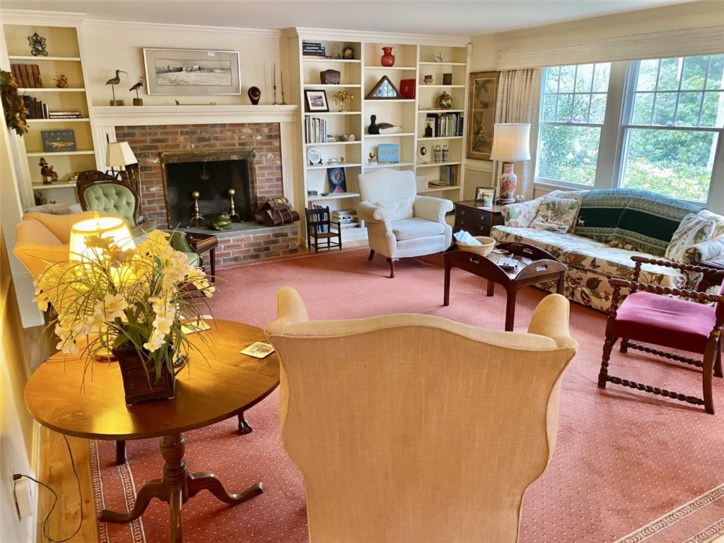 12 Meadowbrook Road Richmond, RI 02898 - Photo 6 of 47