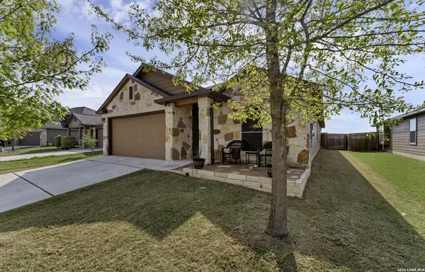 $1,800 | 962 Pumpkin Ridge, New Braunfels, TX 78130