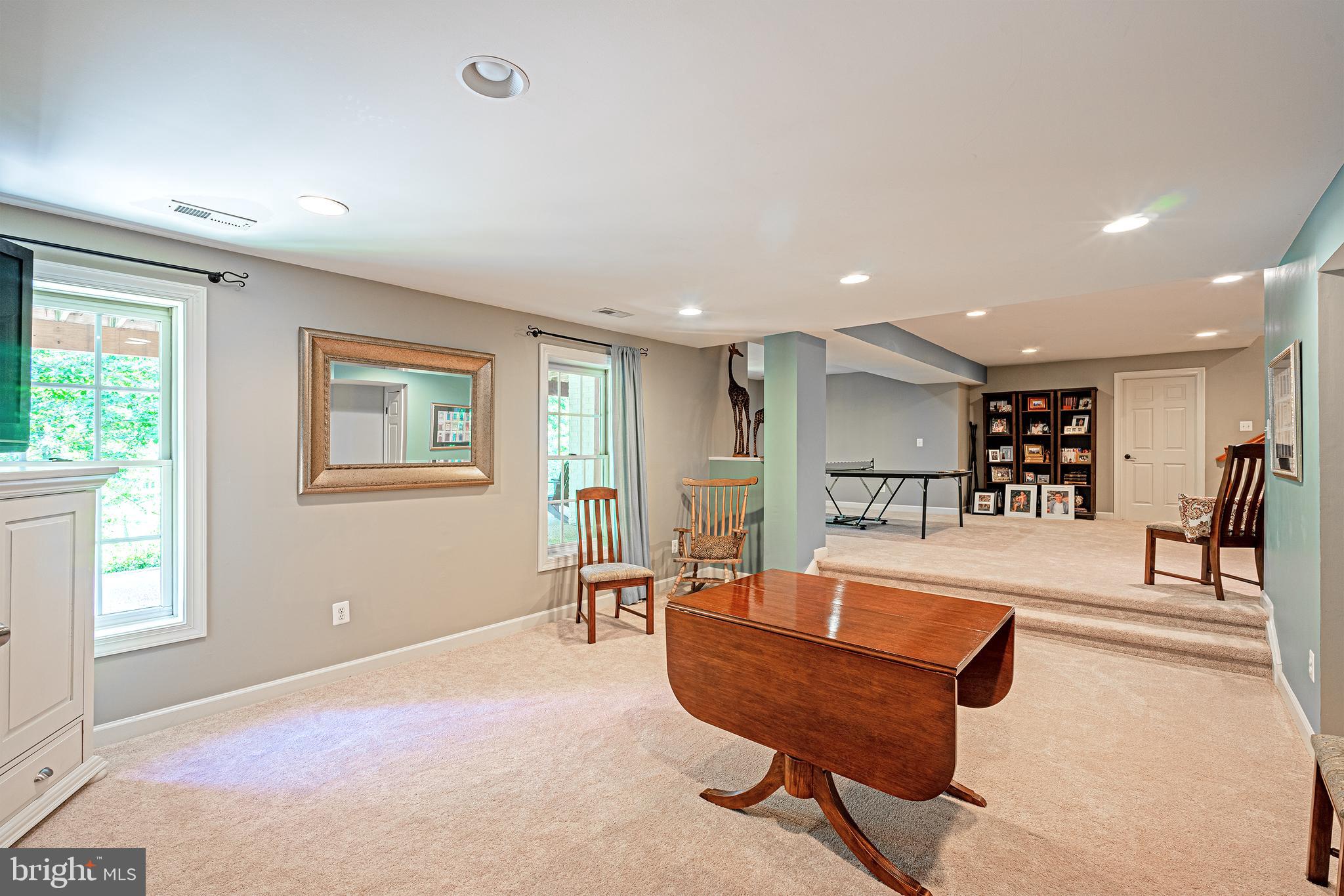 47333 Middle Bluff Place Sterling, VA 20165 - Photo 36 of 43