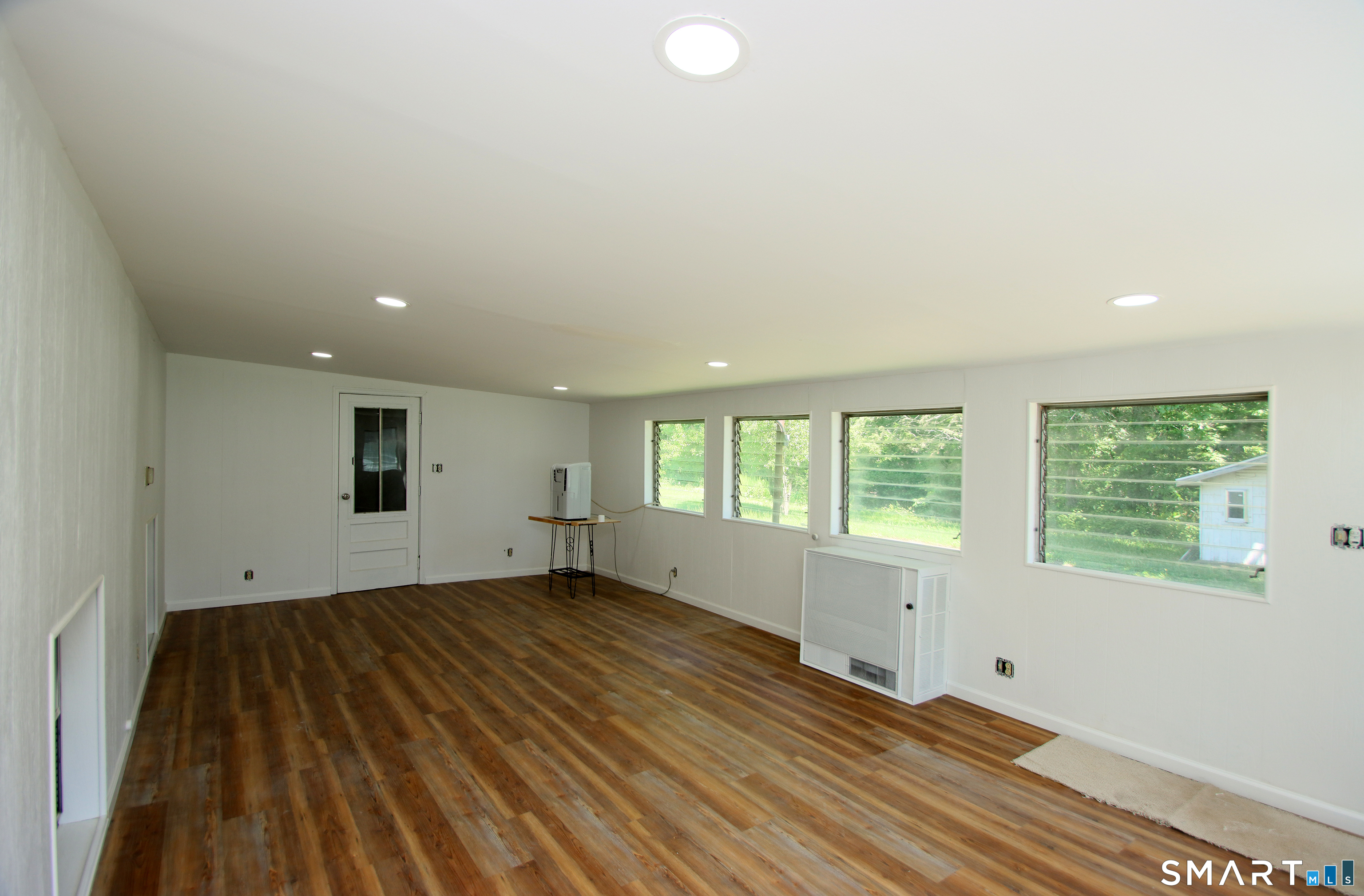 154 Hesse Road Hamden, CT 06517 - Photo 24 of 35