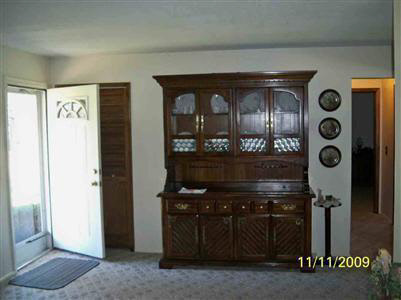 6159 Johnson Road Flushing, MI 48433 - Photo 11 of 15 20178918-10.JPG