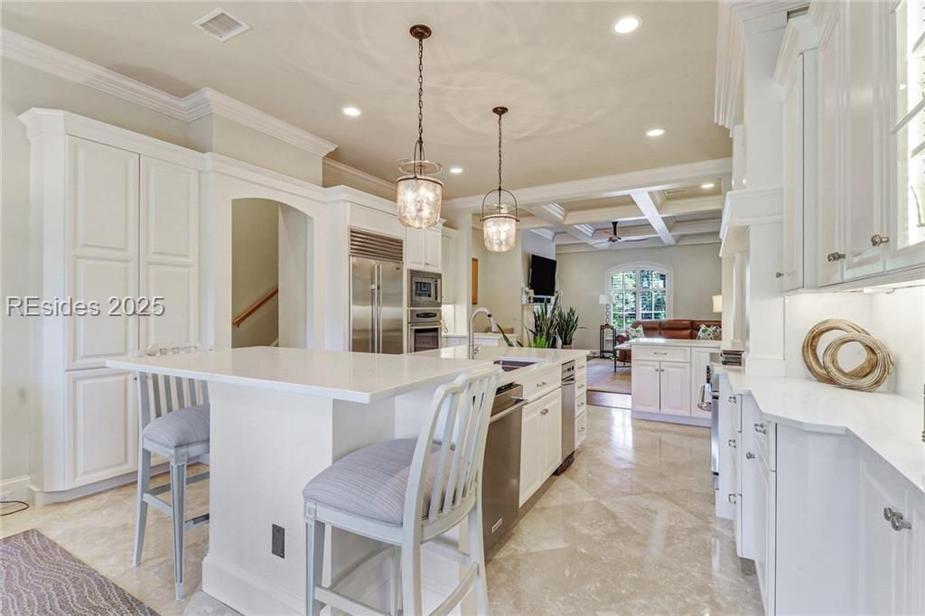 17 Bayley Road Bluffton, SC 29910 - Photo 13 of 62 Kitchen