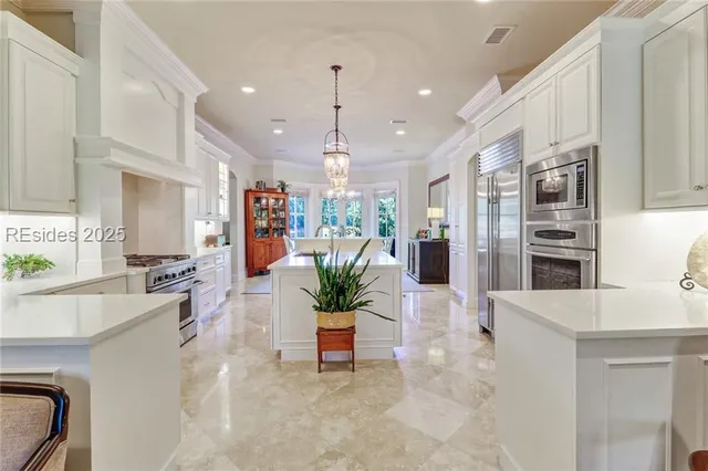 $2,270,000 | 17 Bayley Road, Bluffton, SC 29910