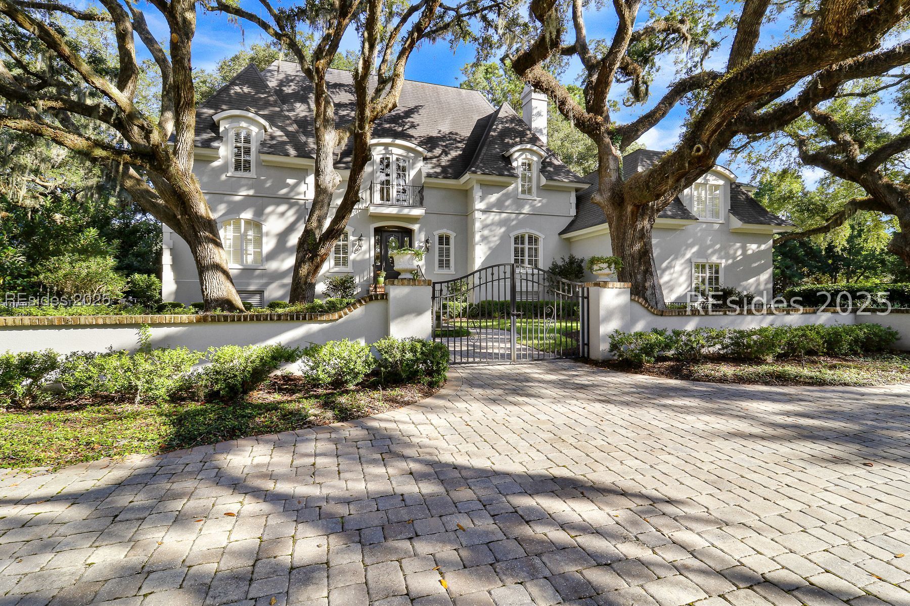 17 Bayley Road Bluffton, SC 29910 - Photo 2 of 62