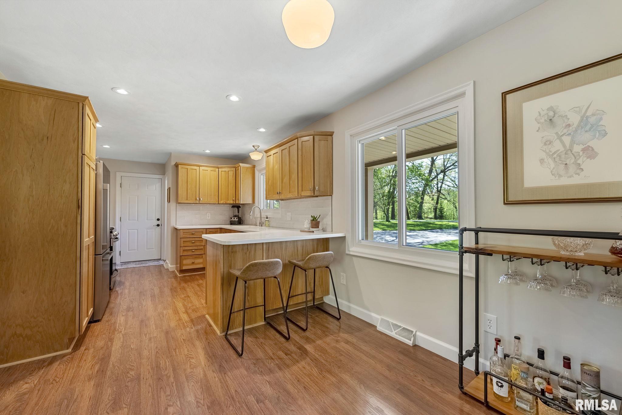 10326 133rd St Court West Taylor Ridge, IL 61284 - Photo 12 of 43 Gallery Image 12