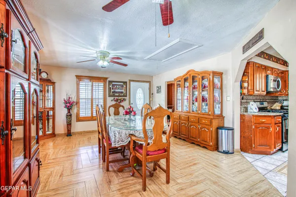 $289,000 | 916 Mike Maros Street, Fabens, TX 79838