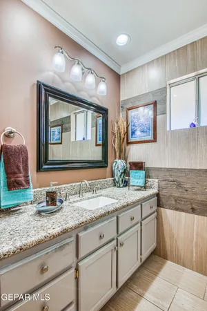 $289,000 | 916 Mike Maros Street, Fabens, TX 79838