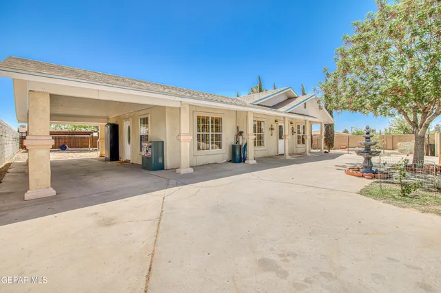 $295,000 | 916 Mike Maros Street, Fabens, TX 79838