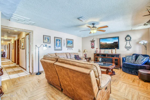 $295,000 | 916 Mike Maros Street, Fabens, TX 79838