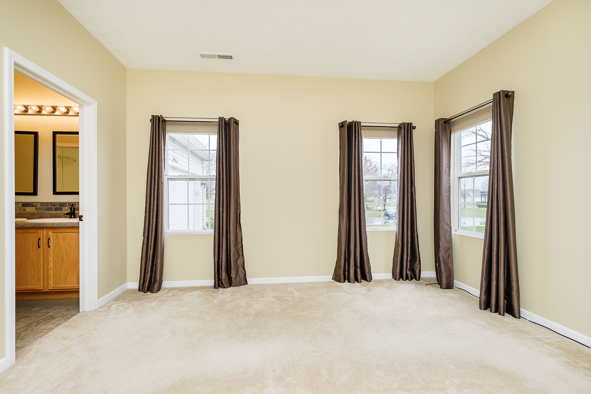 9964 Donavan Lane Fishers, IN 46038 - Photo 15 of 29