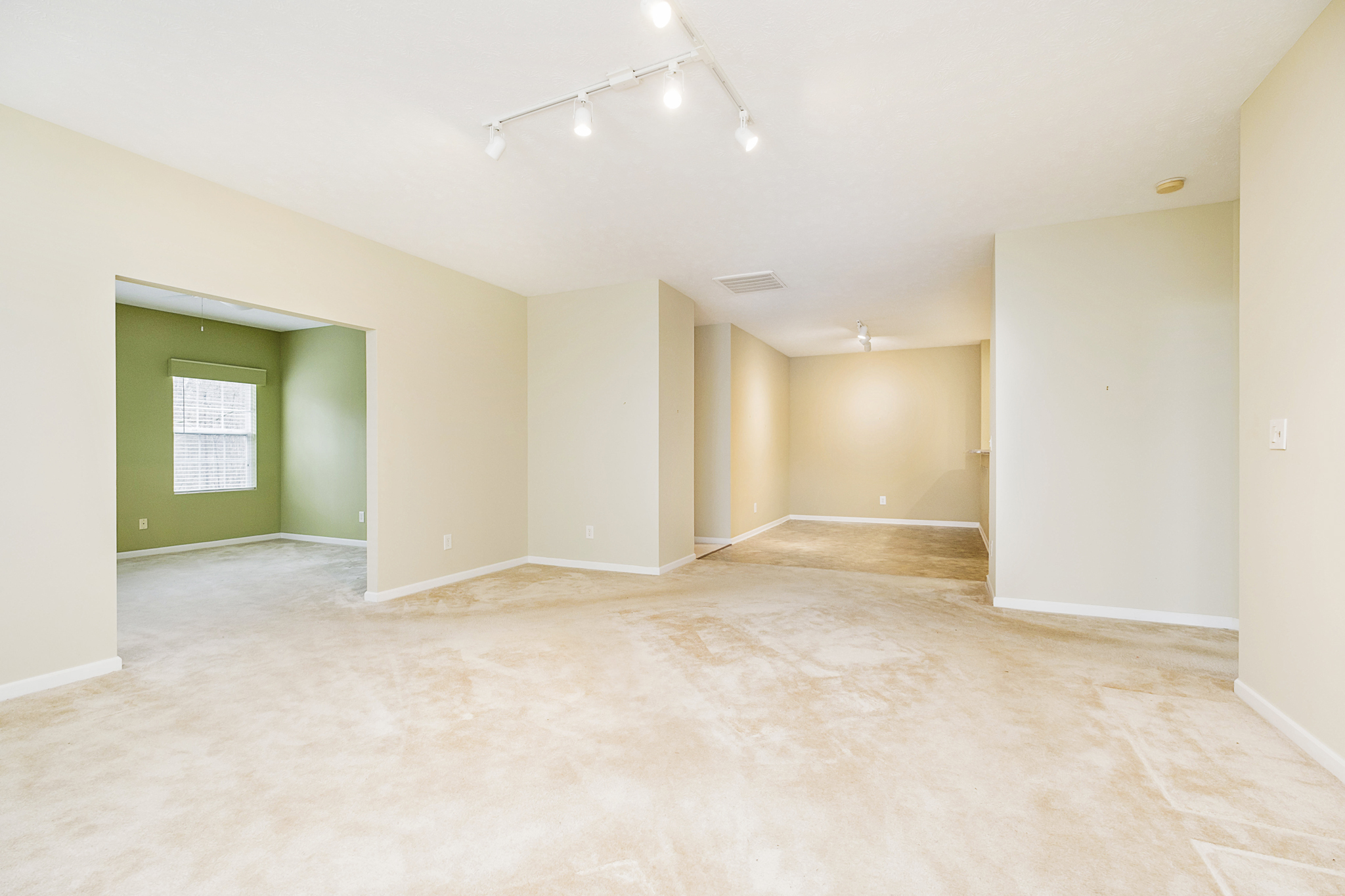 9964 Donavan Lane Fishers, IN 46038 - Photo 6 of 29