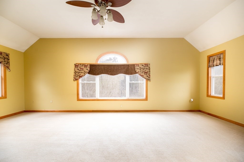 125 Clark Road Shirley, MA 01464 - Photo 14 of 32