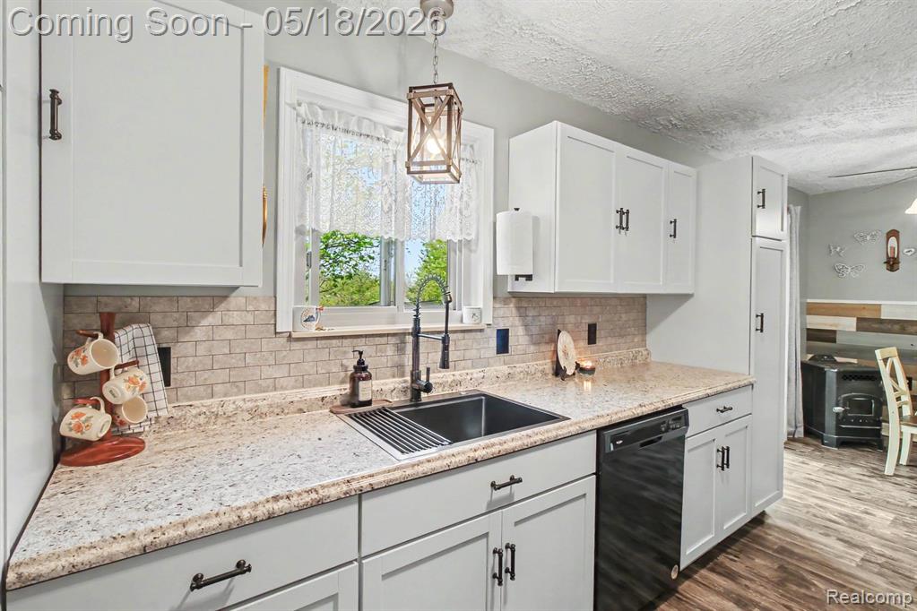 4623 Lovejoy Road Byron, MI 48418 - Photo 7 of 21