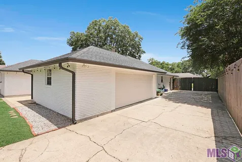 $515,000 | 7816 Menlo Drive, Baton Rouge, LA 70808