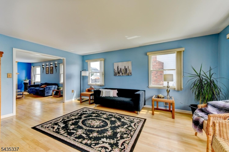 808 Columbus Avenue Raritan, NJ 08869 - Photo 23 of 47