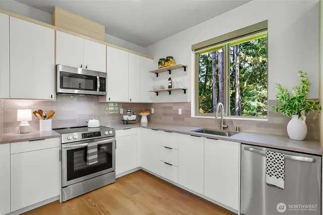 $1,649,995 | 32636 Northeast Big Rock Road, Duvall, WA 98019