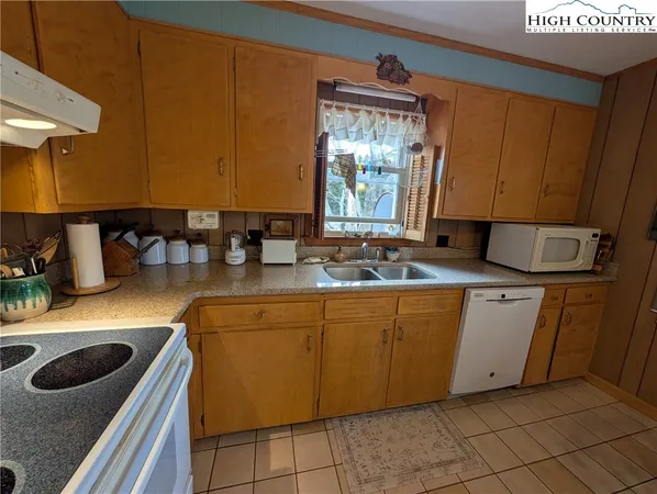 $210,000 | 289 Westview Drive, Sparta, NC 28675