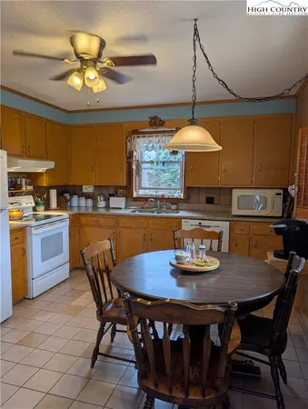 $210,000 | 289 Westview Drive, Sparta, NC 28675