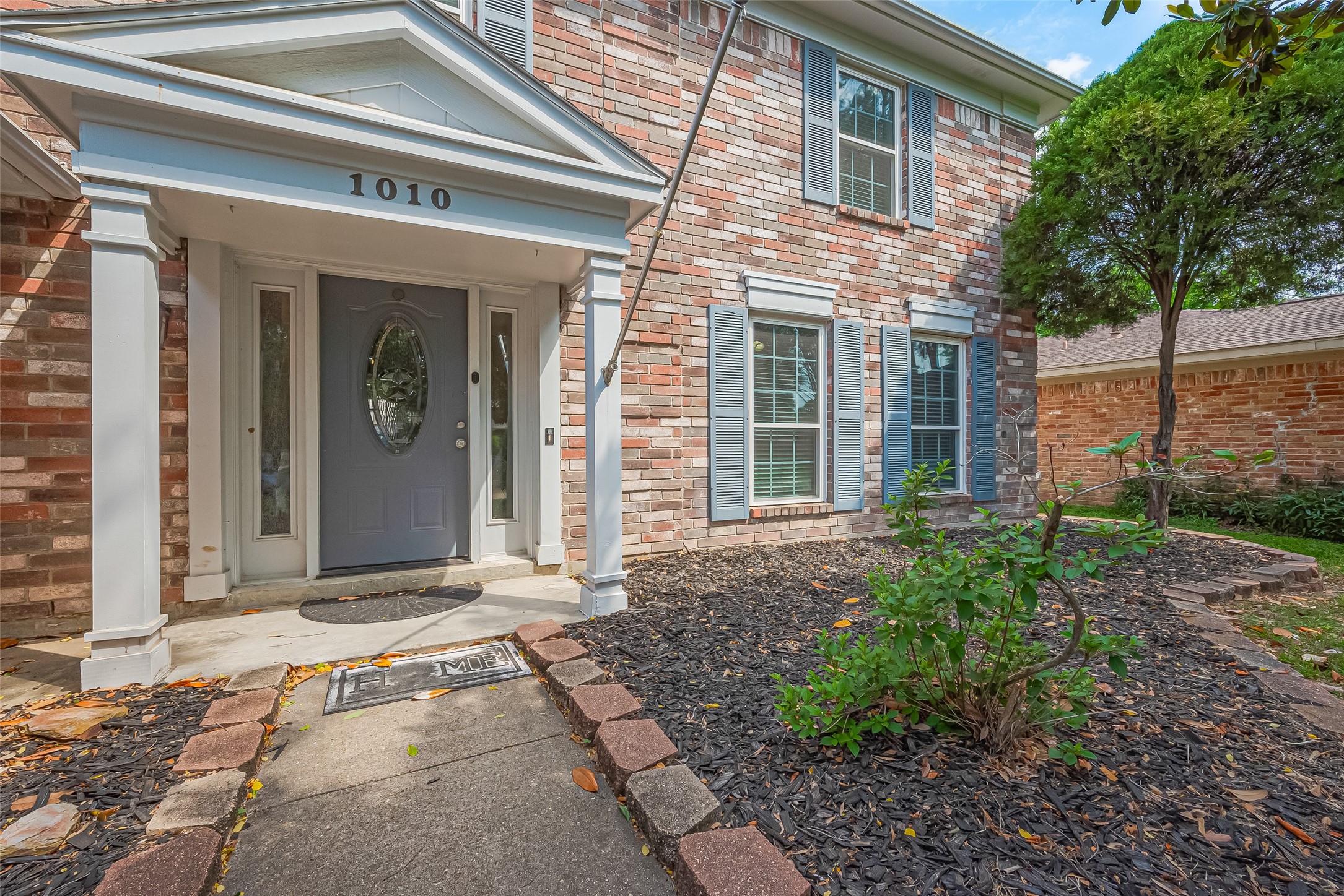 1010 Cheyenne Meadows Drive Katy, TX 77450 - Photo 3 of 41 a view of entrance front of house