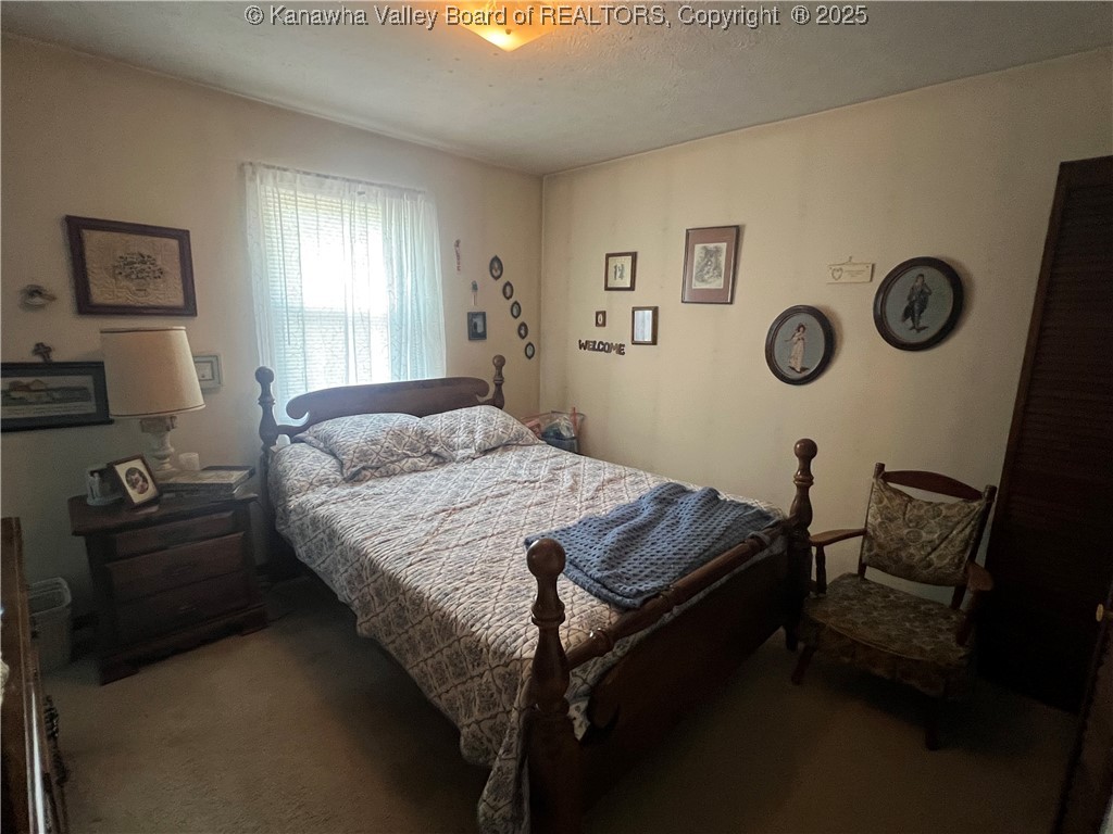 103 Fernwood Road St. Albans, WV 25177 - Photo 11 of 19 Primary Bedroom