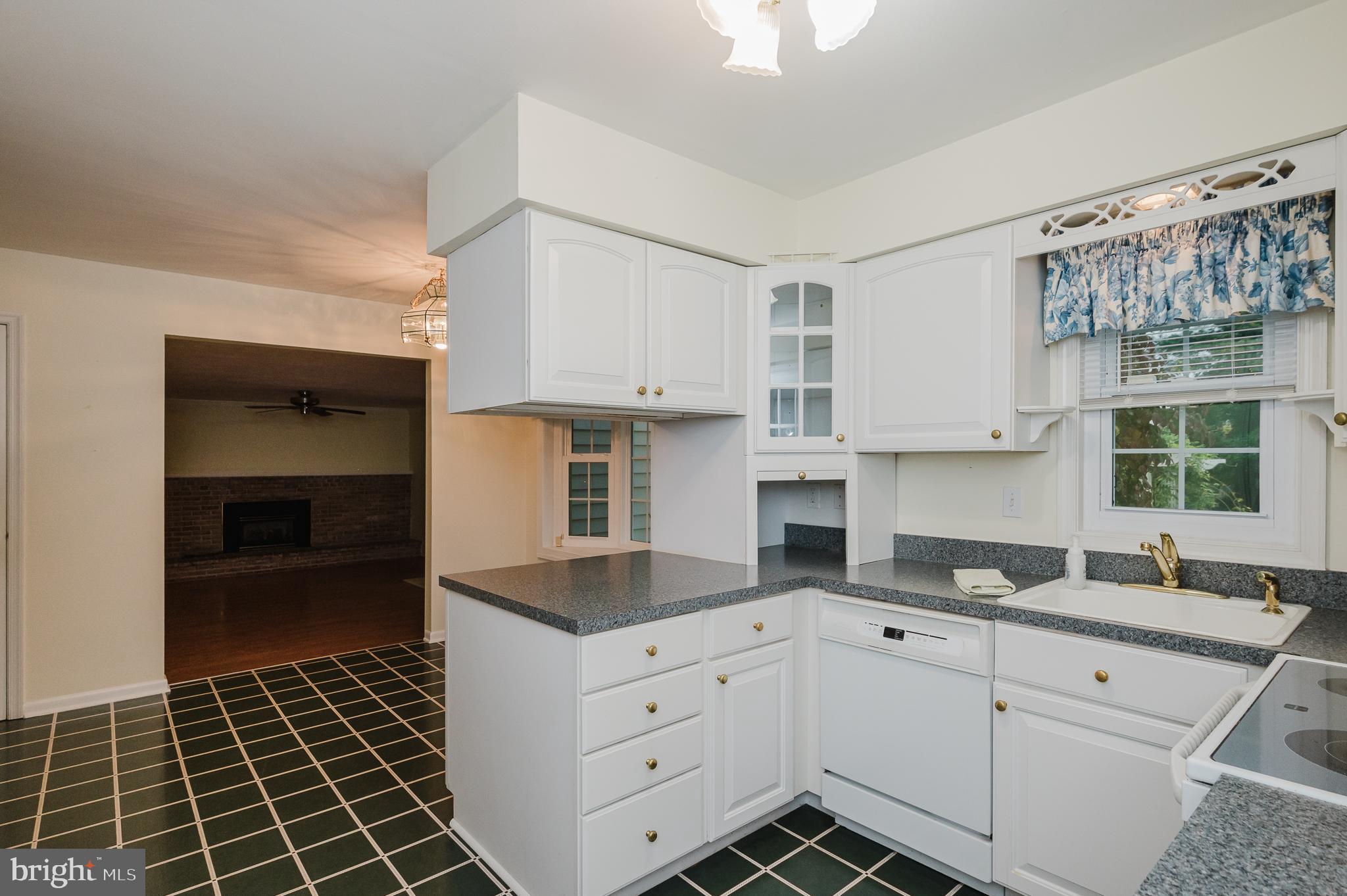 2797 Park Road Baldwin, MD 21013 - Photo 11 of 67