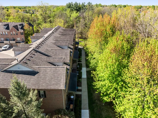 $309,900 | 39858 Rockcrest Circle, Northville, MI 48168