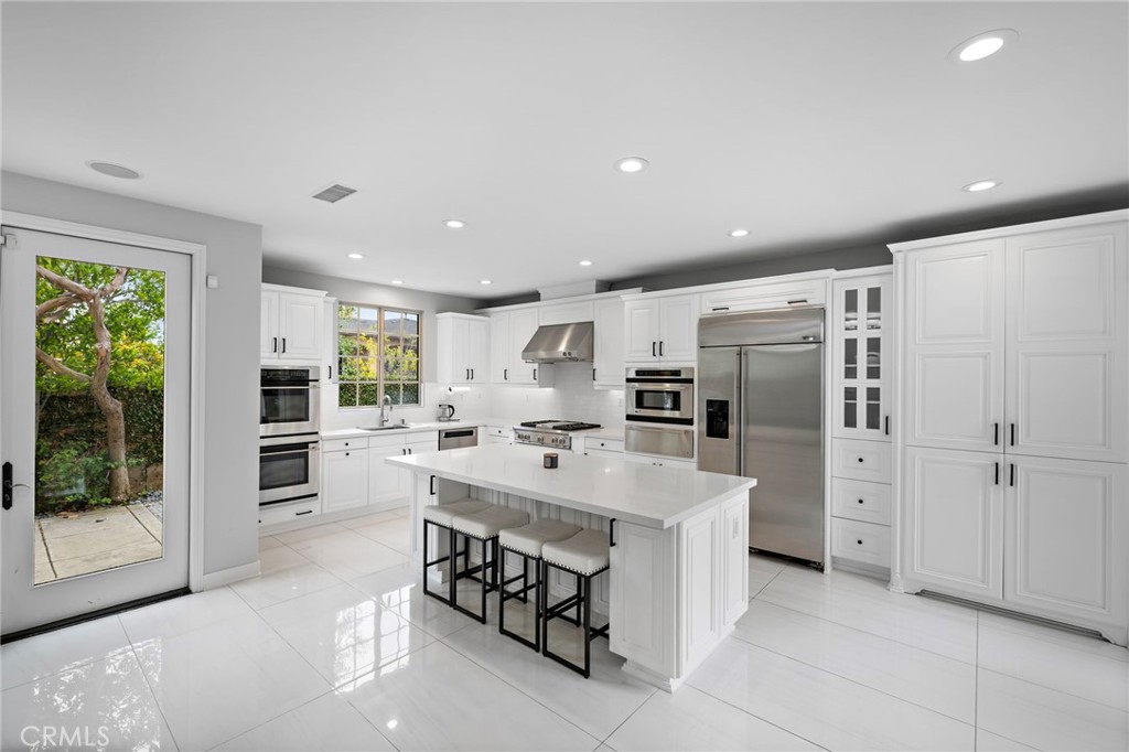 6 Julia Street Ladera Ranch, CA 92694 - Photo 11 of 25