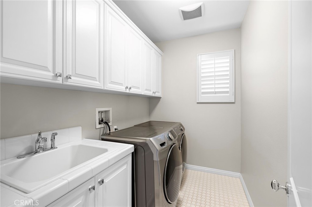 6 Julia Street Ladera Ranch, CA 92694 - Photo 3 of 25