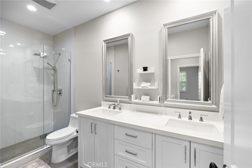 6 Julia Street Ladera Ranch, CA 92694 - Photo 4 of 25