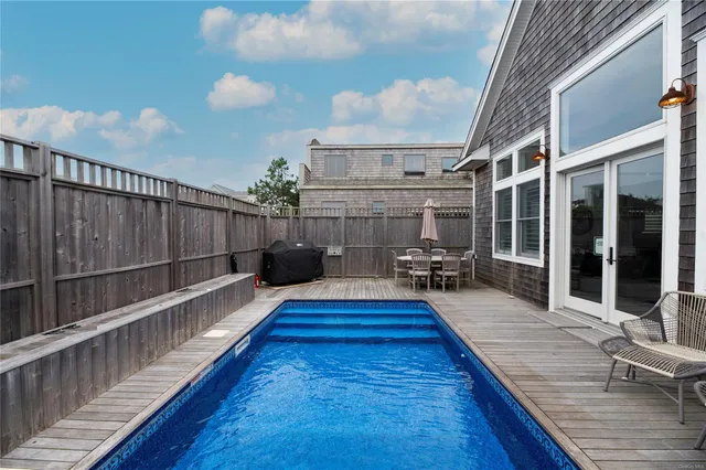 $13,000 | 386 Dehnhoff Walk, Ocean Beach, NY 11770