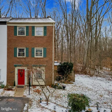 $544,900 | 14839 Maidstone Court, Centreville, VA 20120