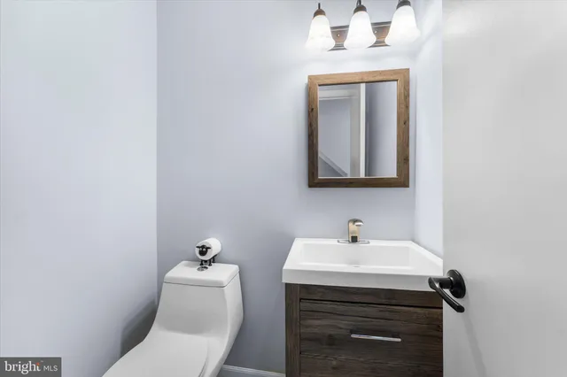 $544,900 | 14839 Maidstone Court, Centreville, VA 20120