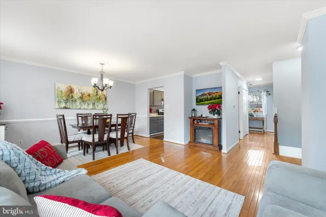 $544,900 | 14839 Maidstone Court, Centreville, VA 20120