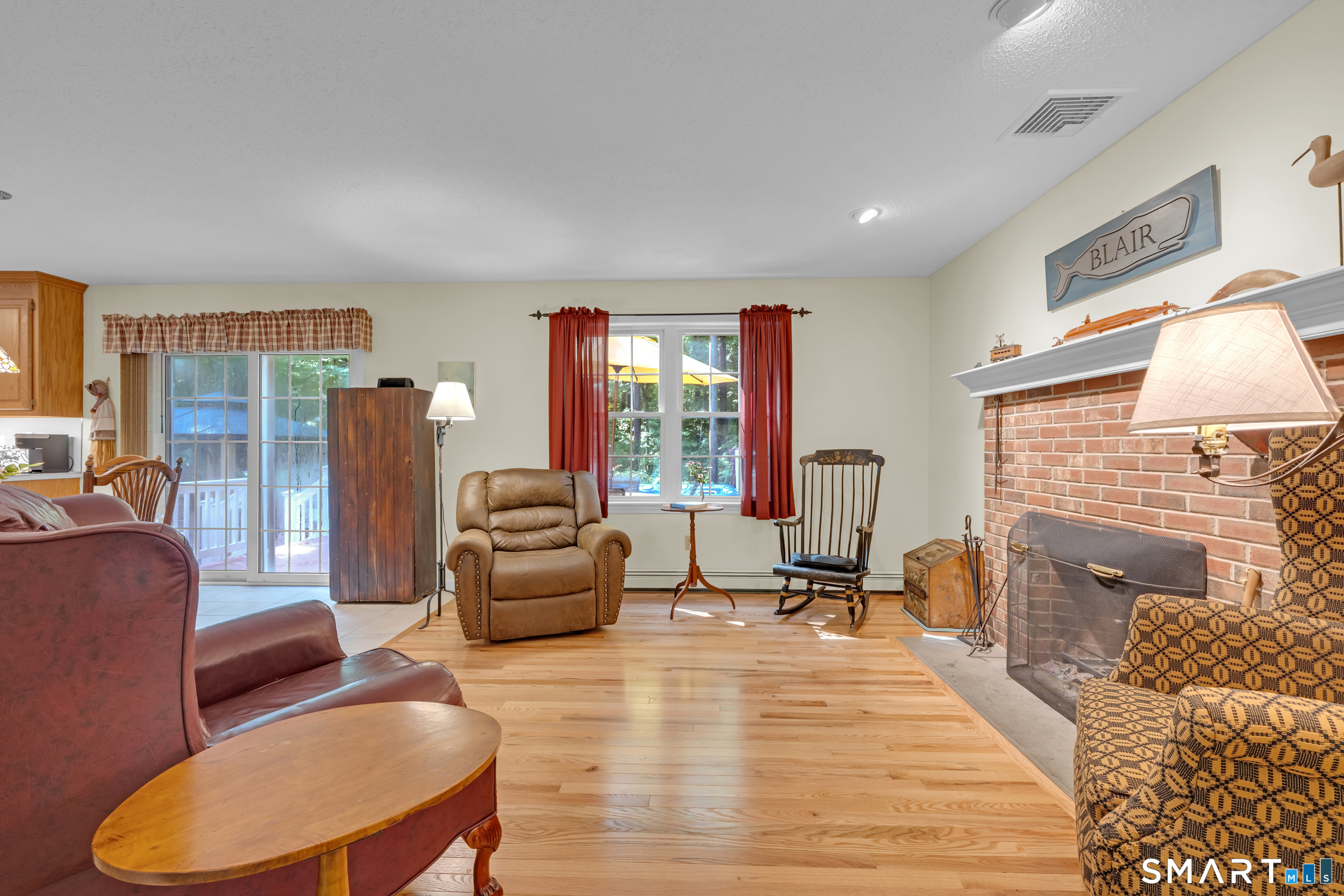 391 Squaw Hollow Road Ashford, CT 06278 - Photo 10 of 39
