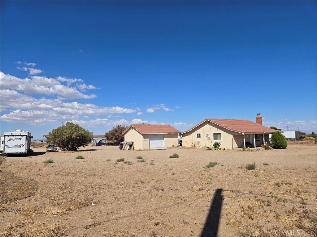 9760 Phelan Road Oak Hills, CA 92344 - Photo 2 of 8 a view of beach and ocean