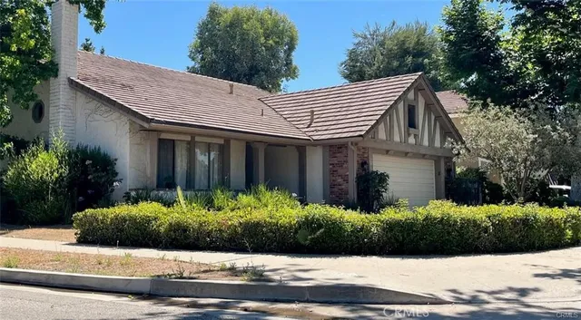 $5,000 | 290 Parkview Drive, Oak Park, CA 91377