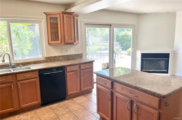 $5,000 | 290 Parkview Drive, Oak Park, CA 91377