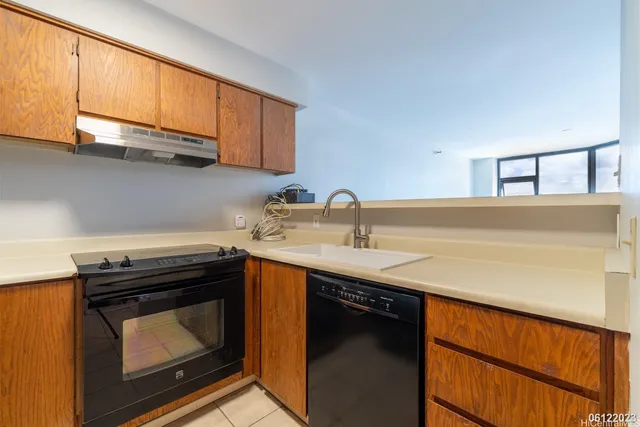 $2,250 | 930 Kaheka Street, Unit 1204, Honolulu, HI 96814