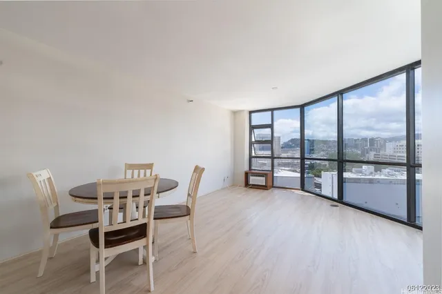 $2,250 | 930 Kaheka Street, Unit 1204, Honolulu, HI 96814
