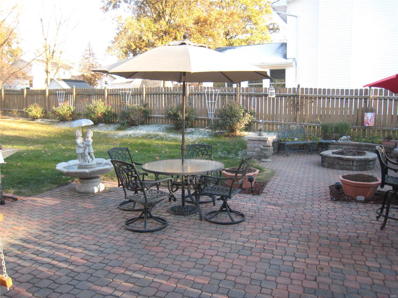 424 Hunters Ridge St. Charles, MO 63301 - Photo 17 of 19 Gallery Image 17