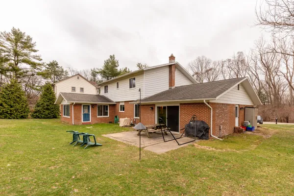$395,000 | 11021 Culver Road, Brighton, MI 48114