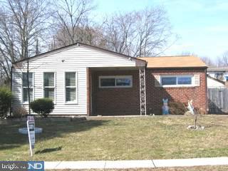 31 Henry Road Norristown, PA 19403 - Photo 1 of 3 Gallery Image 1