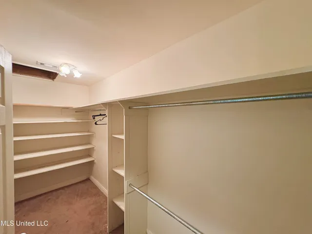 $257,000 | 101 Thistledown Drive, Natchez, MS 39120