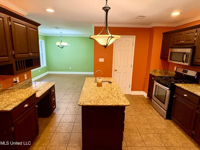 $257,000 | 101 Thistledown Drive, Natchez, MS 39120